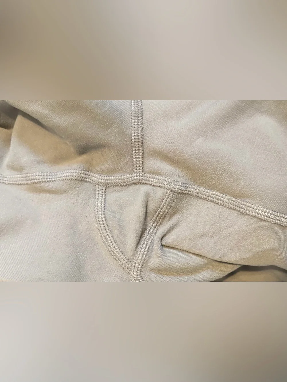 Alo Leggings